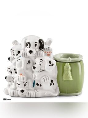 Scentsy 🐾 Disney 101 Dalmatians: Pile o’ Puppies - Scentsy Warmer NIB 🖤